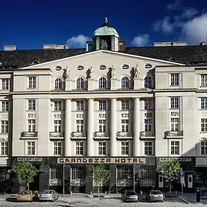 ***** Hotel Grandezza Luxury Palace Česká republika