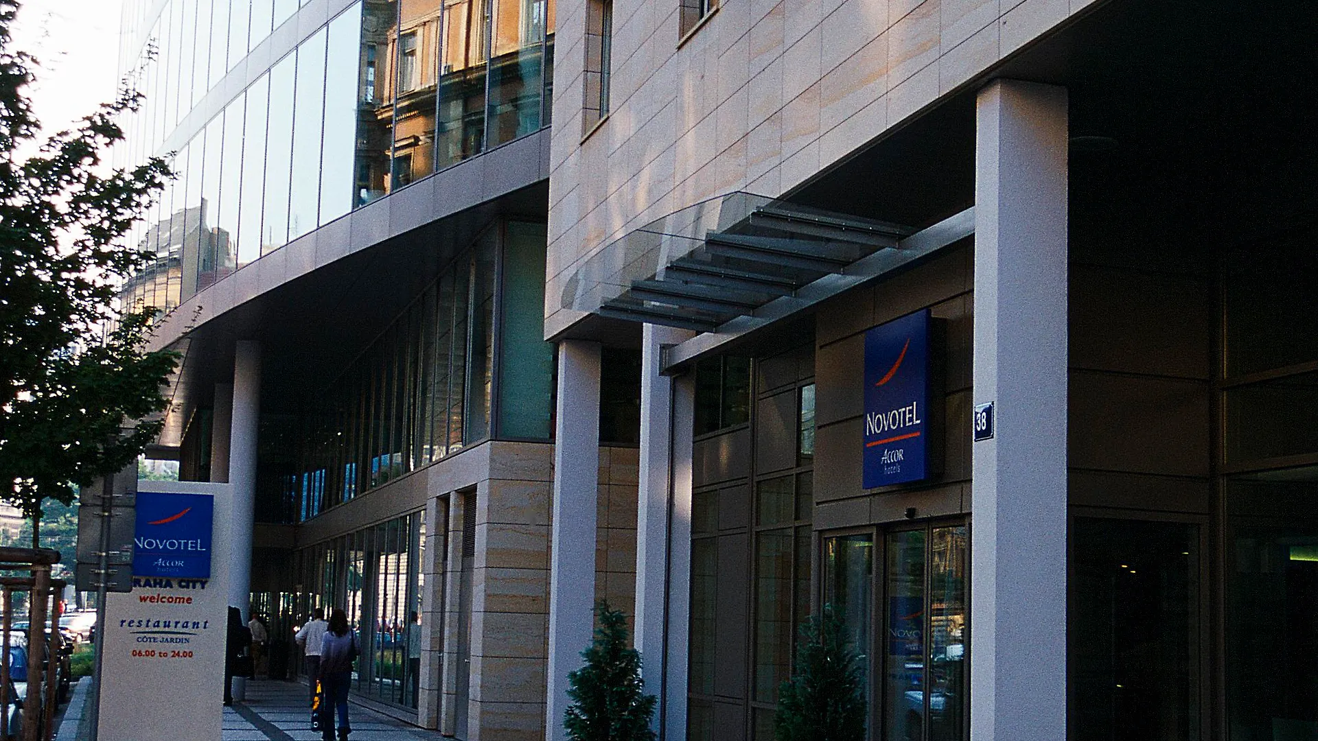 Отель Novotel Praha Wenceslas Square